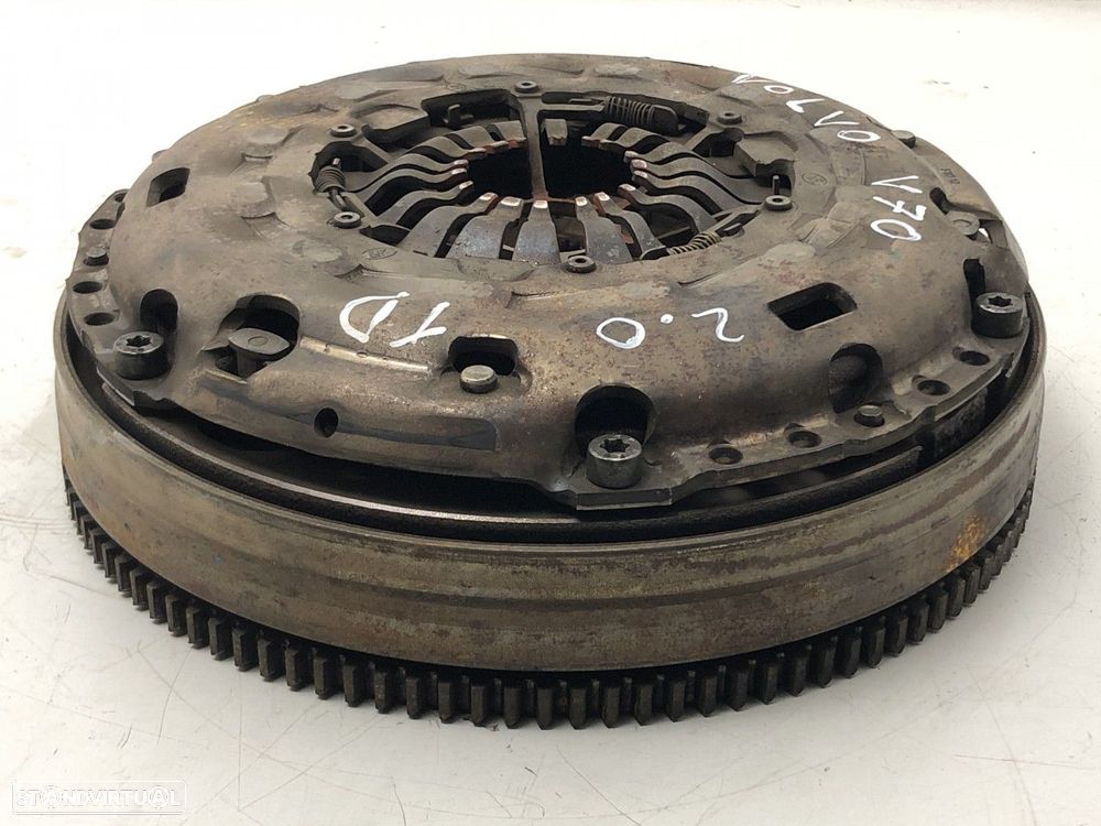 Volante Bi-massa Usado VOLVO V70 III (135) 2.0 D REF. MOTOR D4204T / QXWA - 2