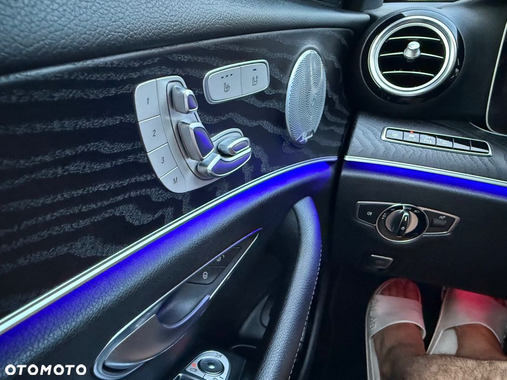 Mercedes-Benz Klasa E 220 d 4Matic T All-Terrain 9G-TRONIC Exclusive - 21