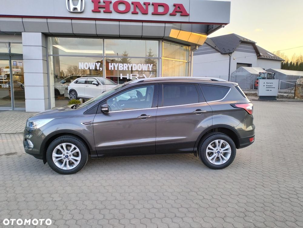 Ford Kuga - 2