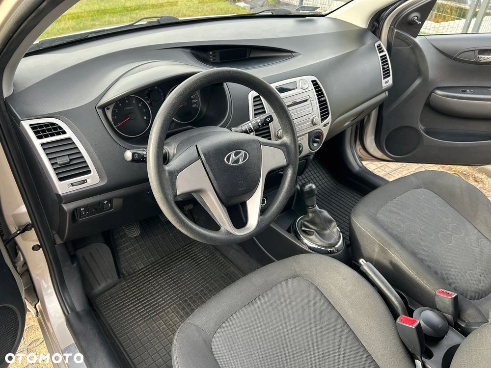 Hyundai i20 - 9