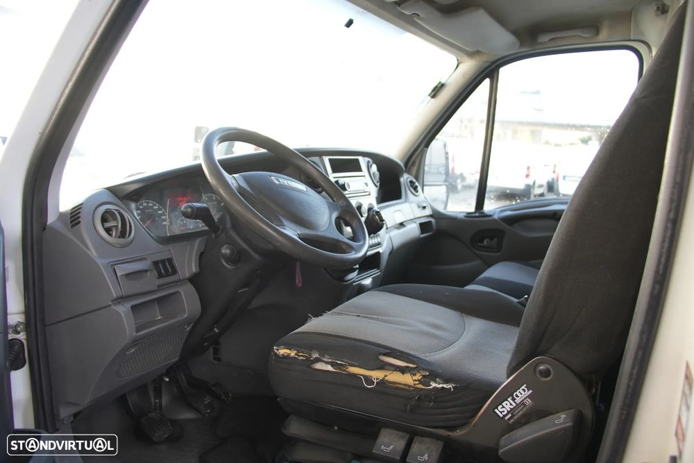 Iveco Daily 35S11 2.3td 106cv - 7