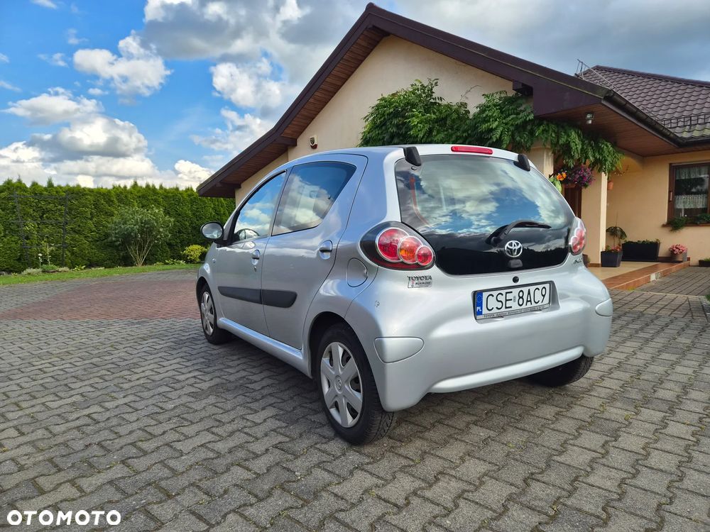 Toyota Aygo - 4