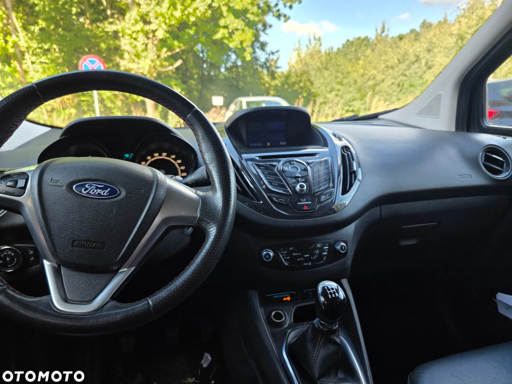 Ford Tourneo Courier 1.0 EcoBoost S&S Sport - 13
