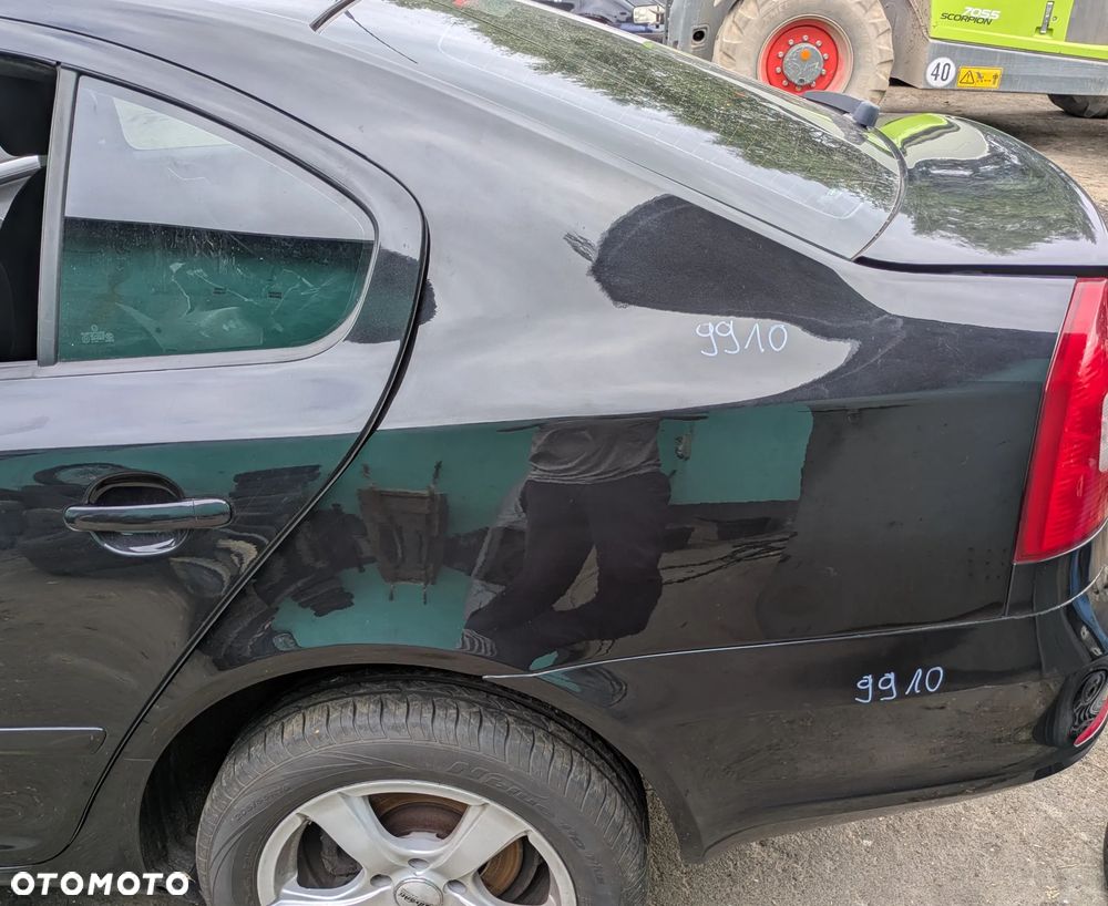 Ćwiartka lewa tylna skoda octavia 2 FL 2008-2013 kolor9910 - 1