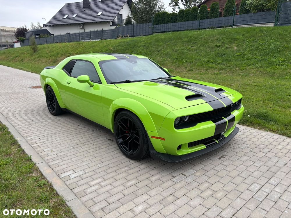 Dodge Challenger 5.7 R/T - 4
