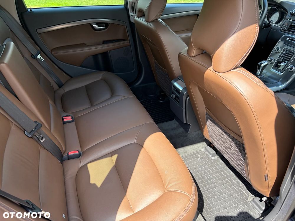 Volvo XC 70 D4 Drive-E Summum - 11