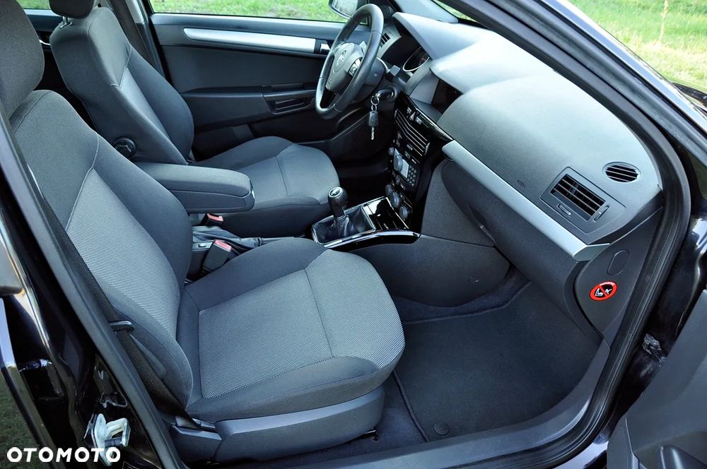 Opel Astra 1.6 Cosmo - 11