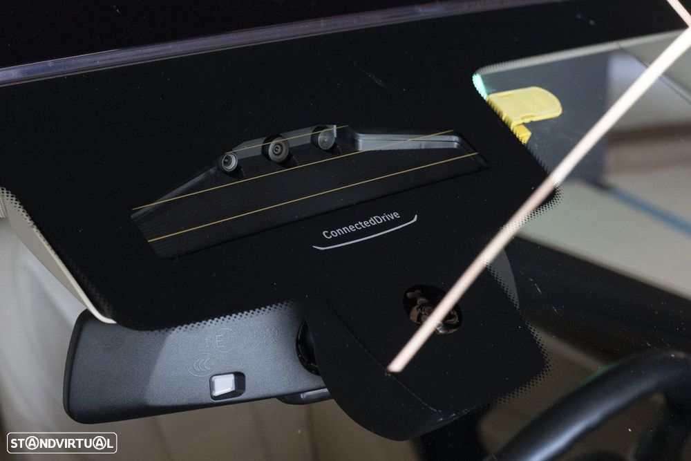 BMW iX3 Inspiring - 16