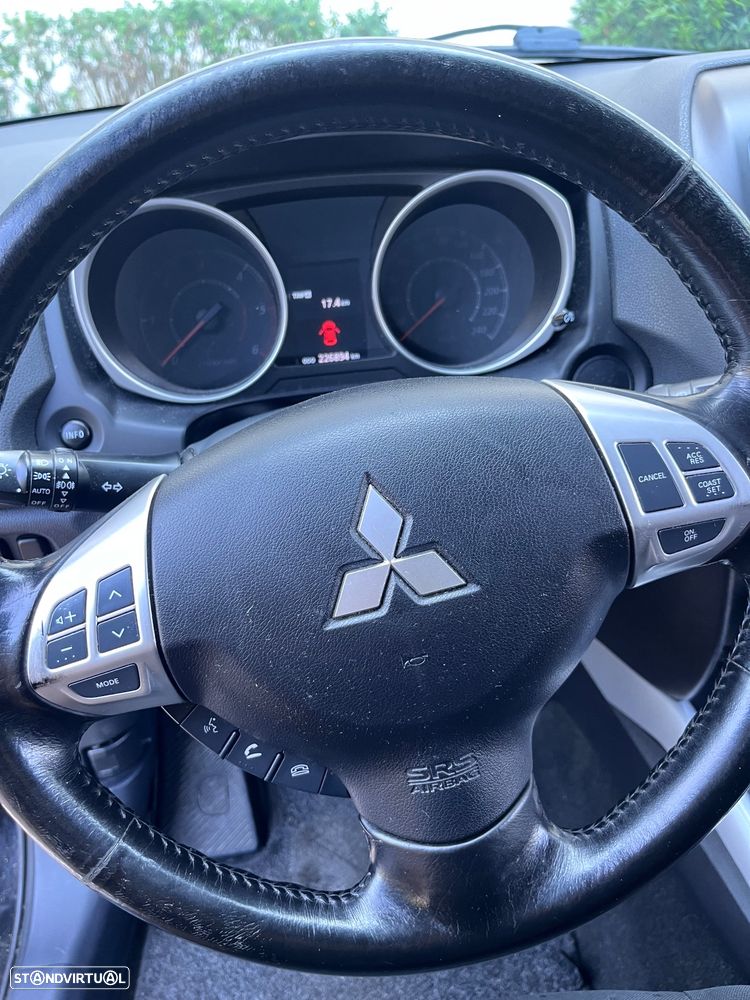 Mitsubishi ASX - 9