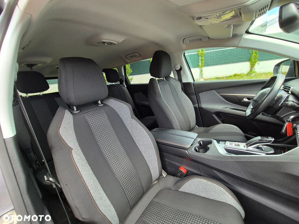 Peugeot 5008 PureTech 130 EAT8 Stop & Start Active - 32