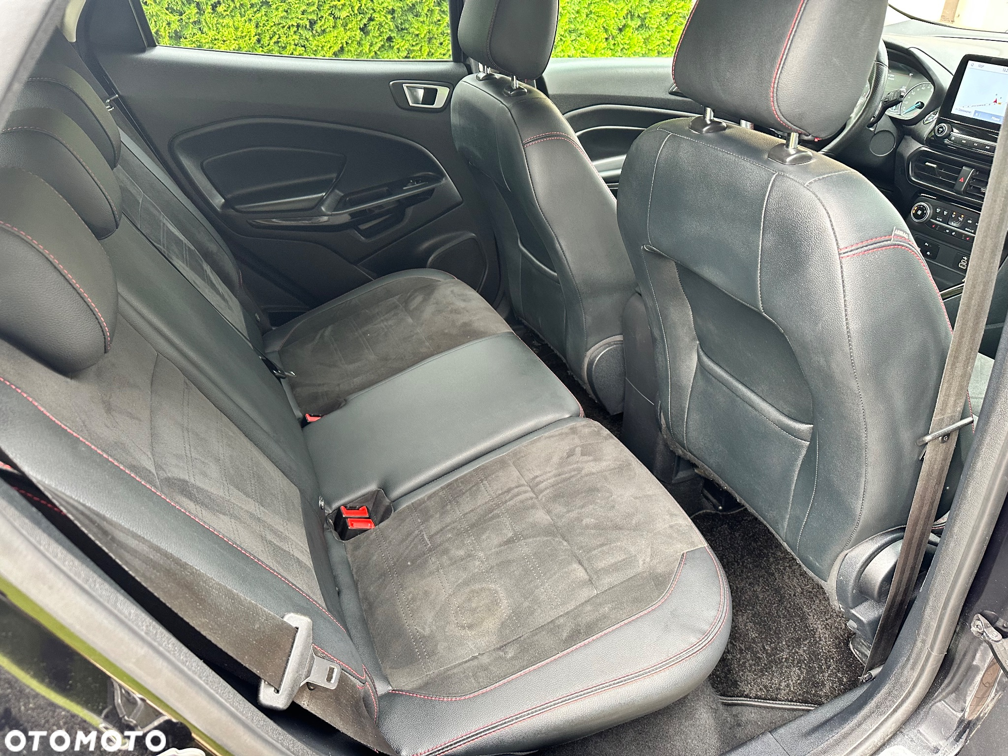 Ford EcoSport 1.0 EcoBoost ST-LINE - 11