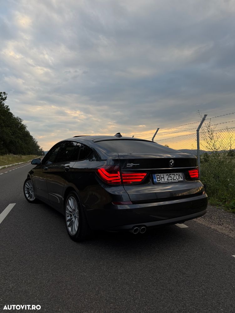 BMW Seria 5 530d xDrive - 6