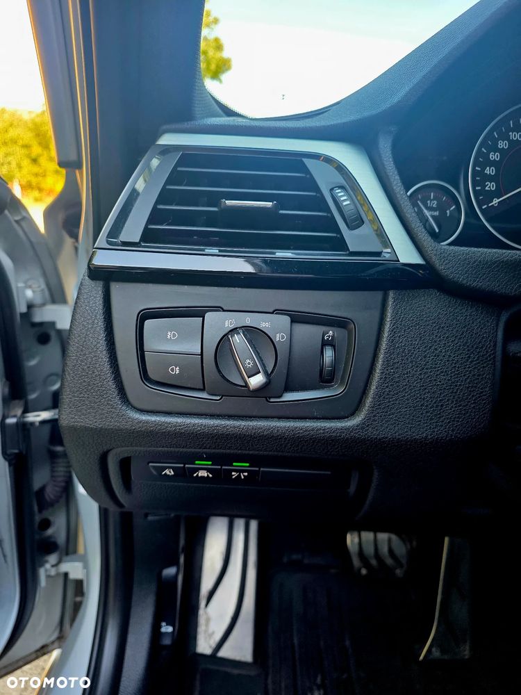 BMW Seria 3 - 12