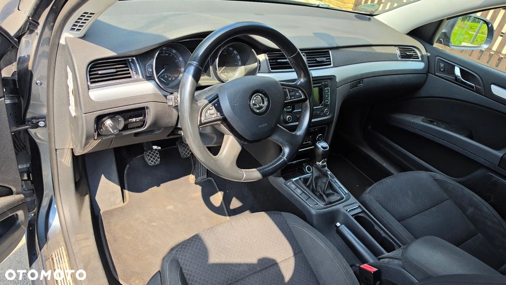 Skoda Superb 1.8 TSI Ambition - 22