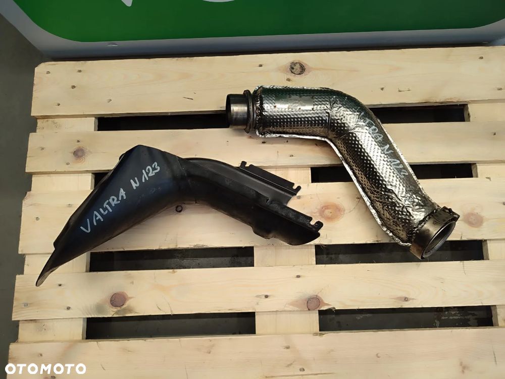 Kolano wydechu 63361700 Valtra N123 - 5