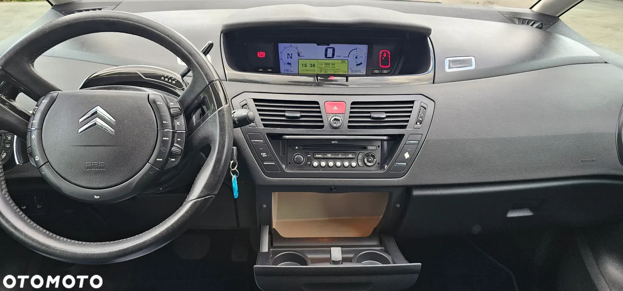 Citroën C4 Picasso 2.0 16V Exclusive - 19