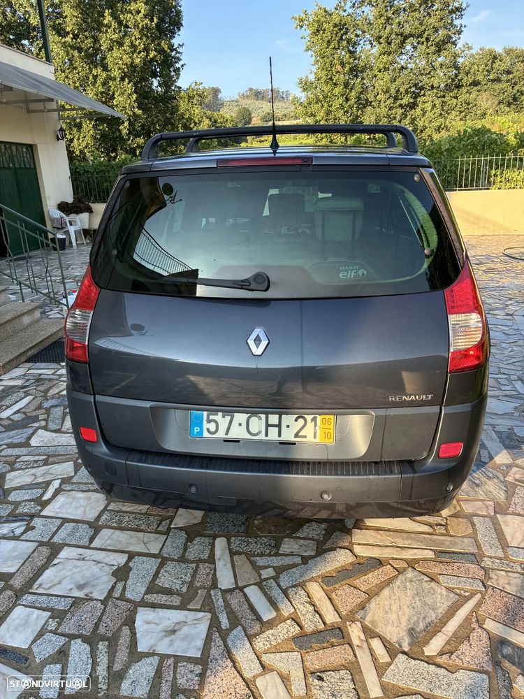 Renault Grand Scénic 1.5 dCi SL Exclusive - 4