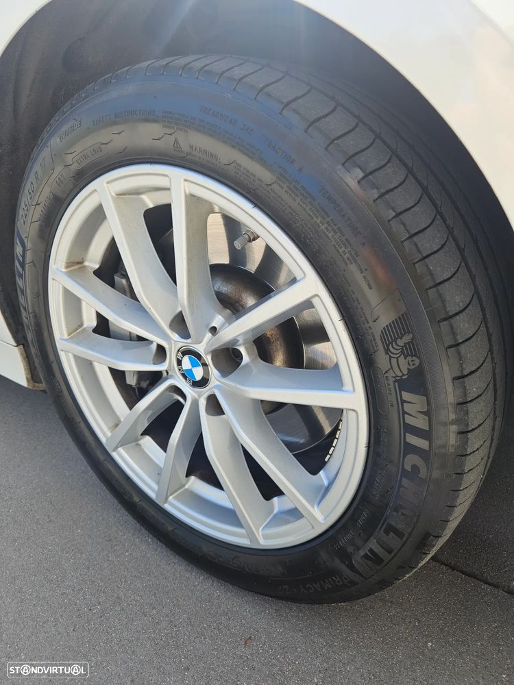 BMW 330 e Corporate Edition Auto - 24