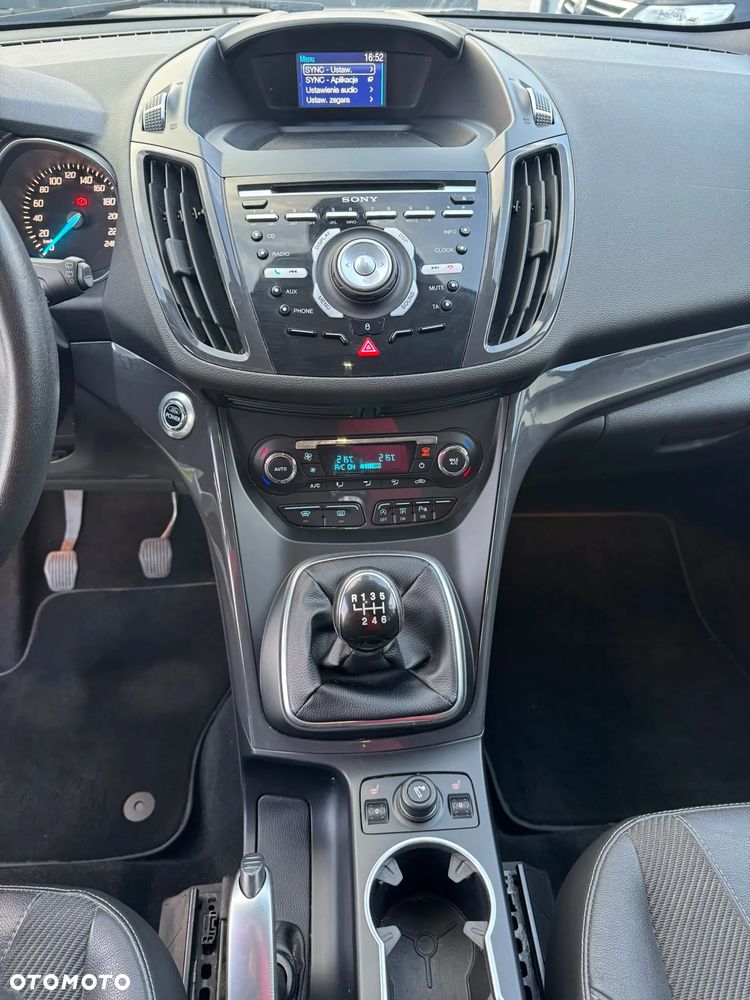 Ford Kuga - 14