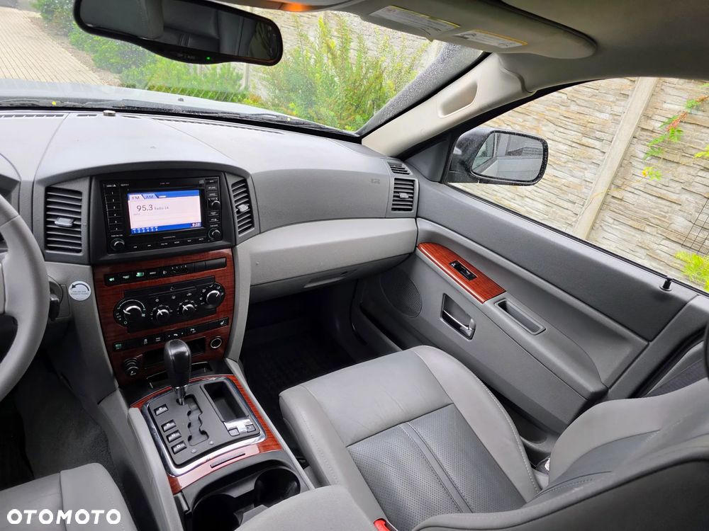Jeep Grand Cherokee 5.7 V8 Limited - 32
