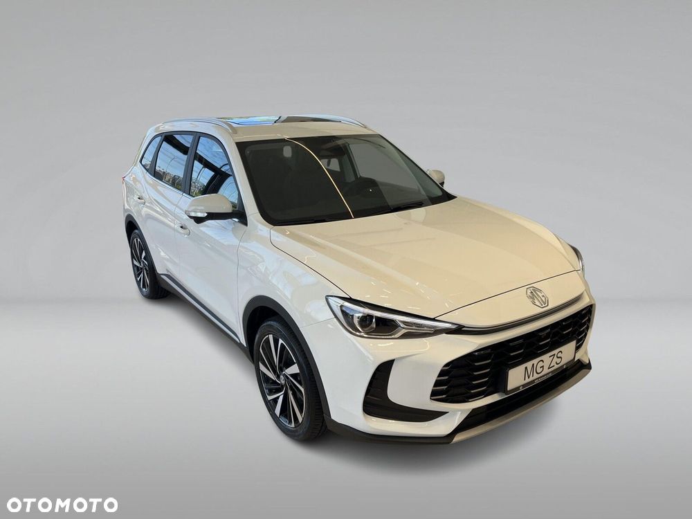 MG ZS Hybrid+ - 23