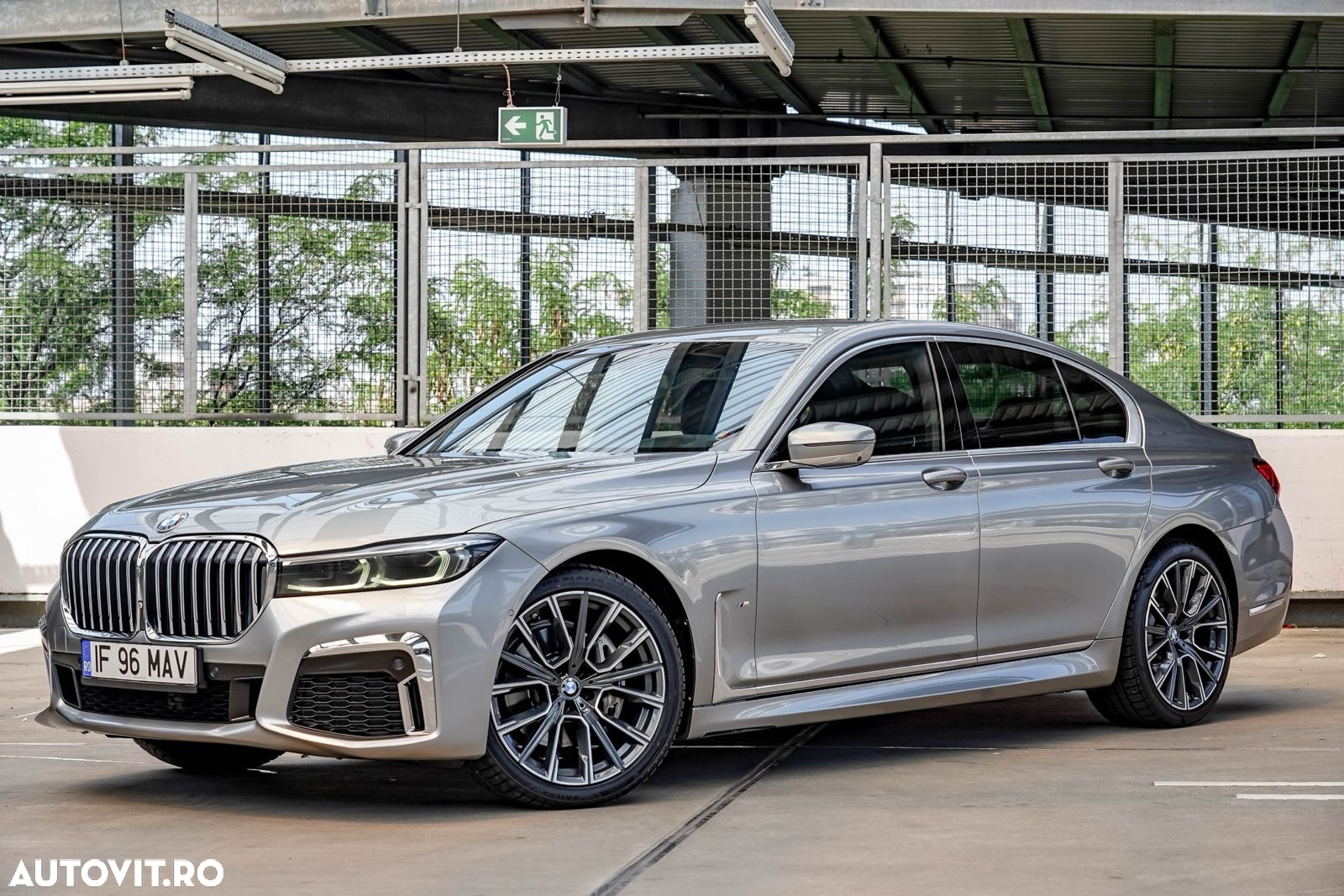 BMW Seria 7 730d - 33