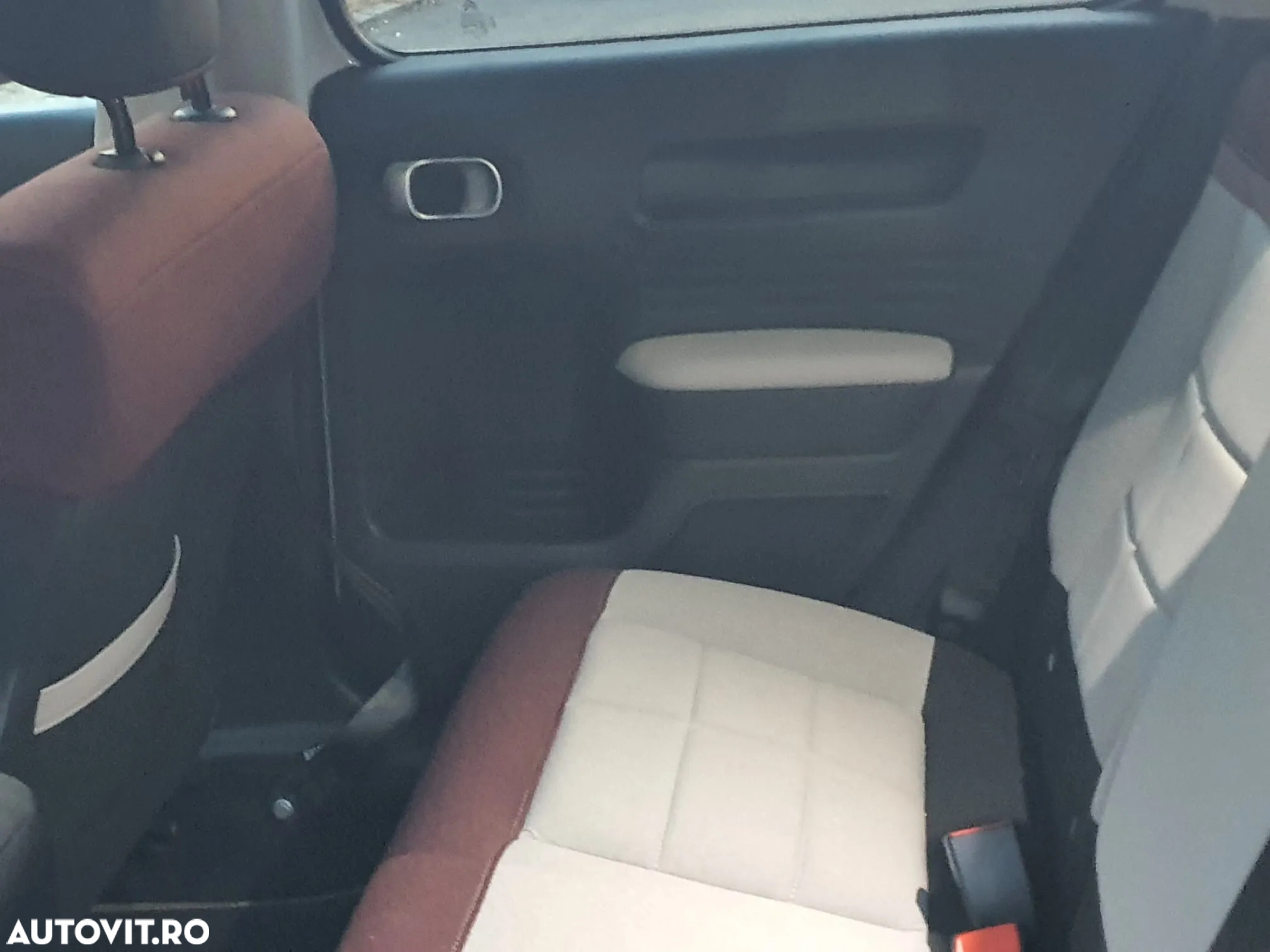 Citroën C4 Cactus Pure Tech 110 Stop&Start EAT6 Selection - 15
