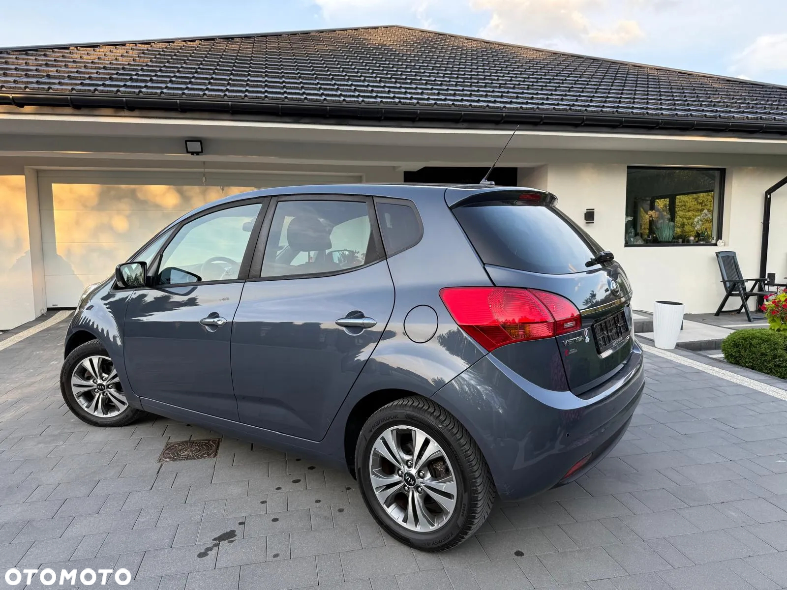 Kia Venga 1.4 CVVT Dream Team Edition - 4