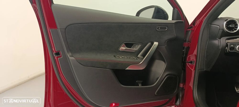 Mercedes-Benz A 200 Standard - 27