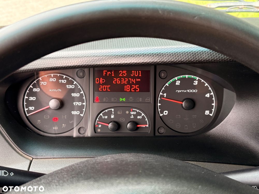 Iveco DAILY 35C15 - 14