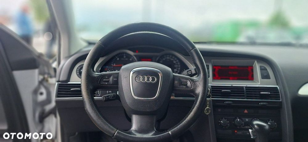 Audi A6 Avant - 15