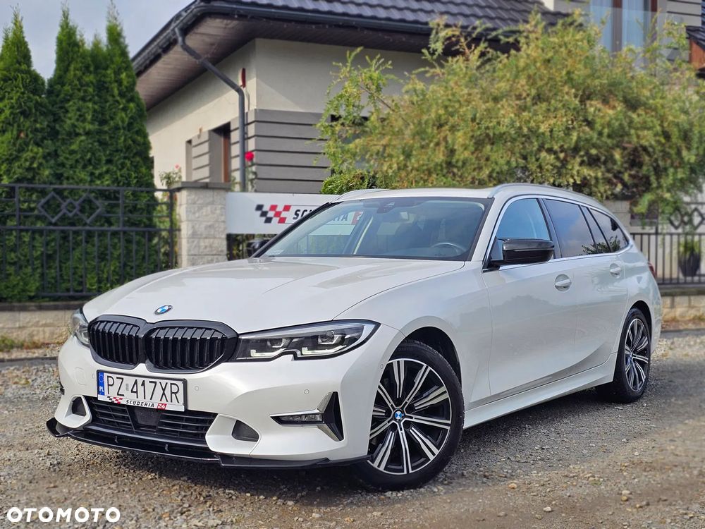 BMW Seria 3 320d xDrive Luxury Line sport - 2