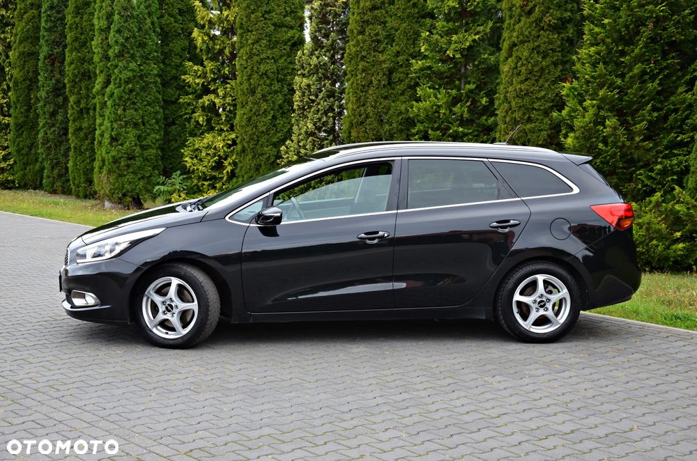 Kia Ceed 1.6 CRDi 128 Platinum Edition - 18