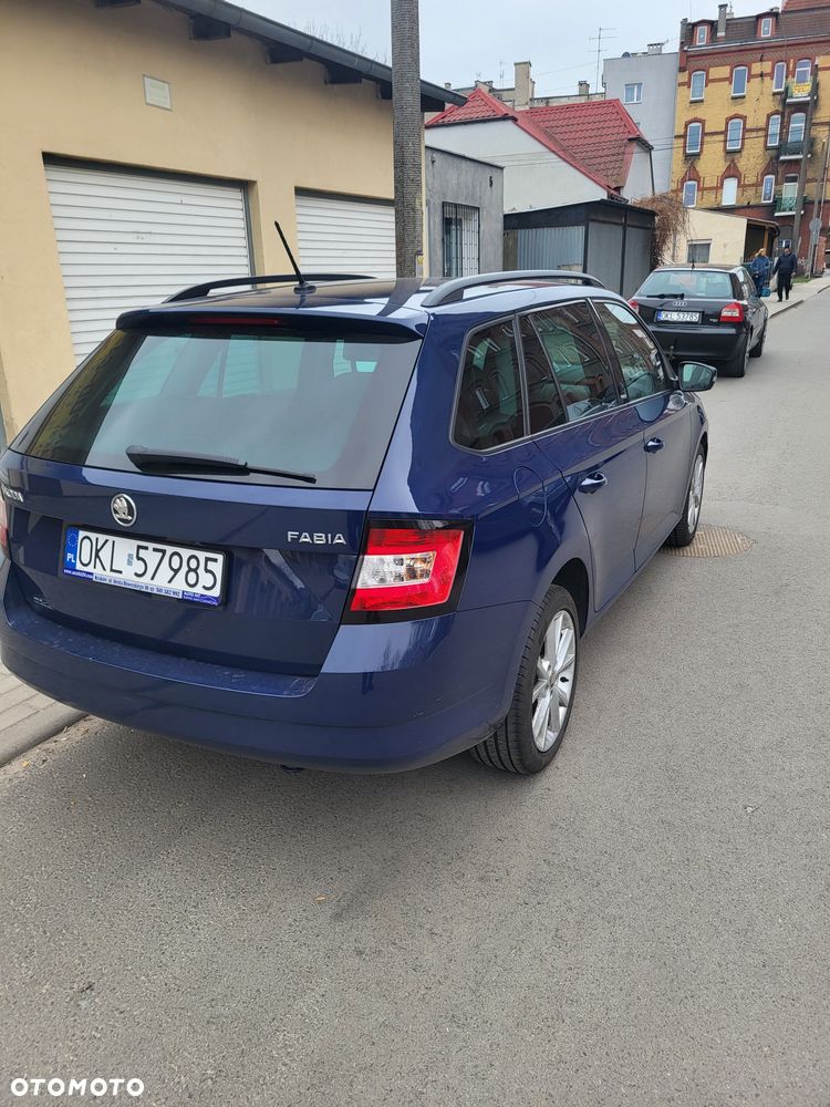 Skoda Fabia - 4