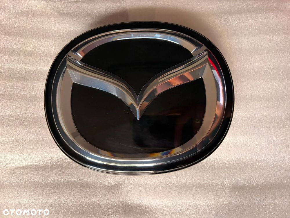 MAZDA 6 2018 2026 Emblemat przedni Znaczek przód pod radar GSH751730 - 1