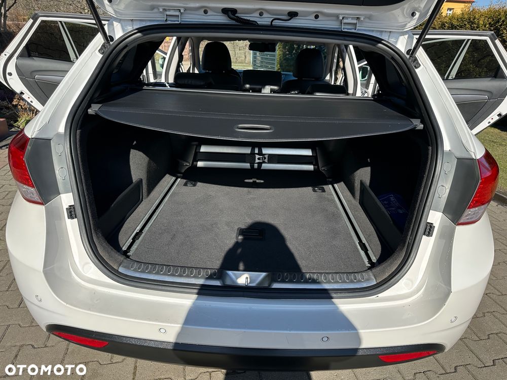 Hyundai i40 2.0 Premium - 22