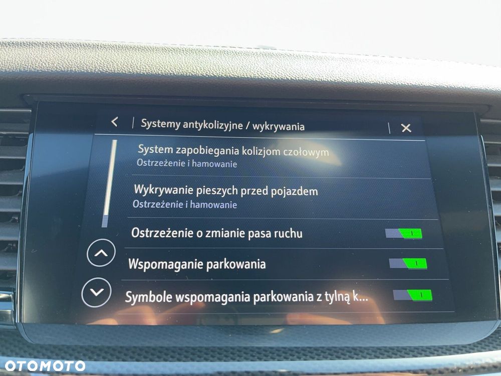 Opel Insignia - 36