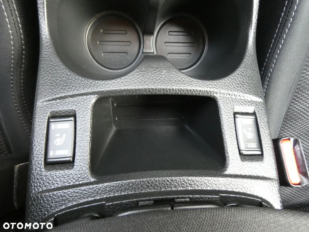 Nissan Qashqai 1.6 DIG-T Acenta - 33
