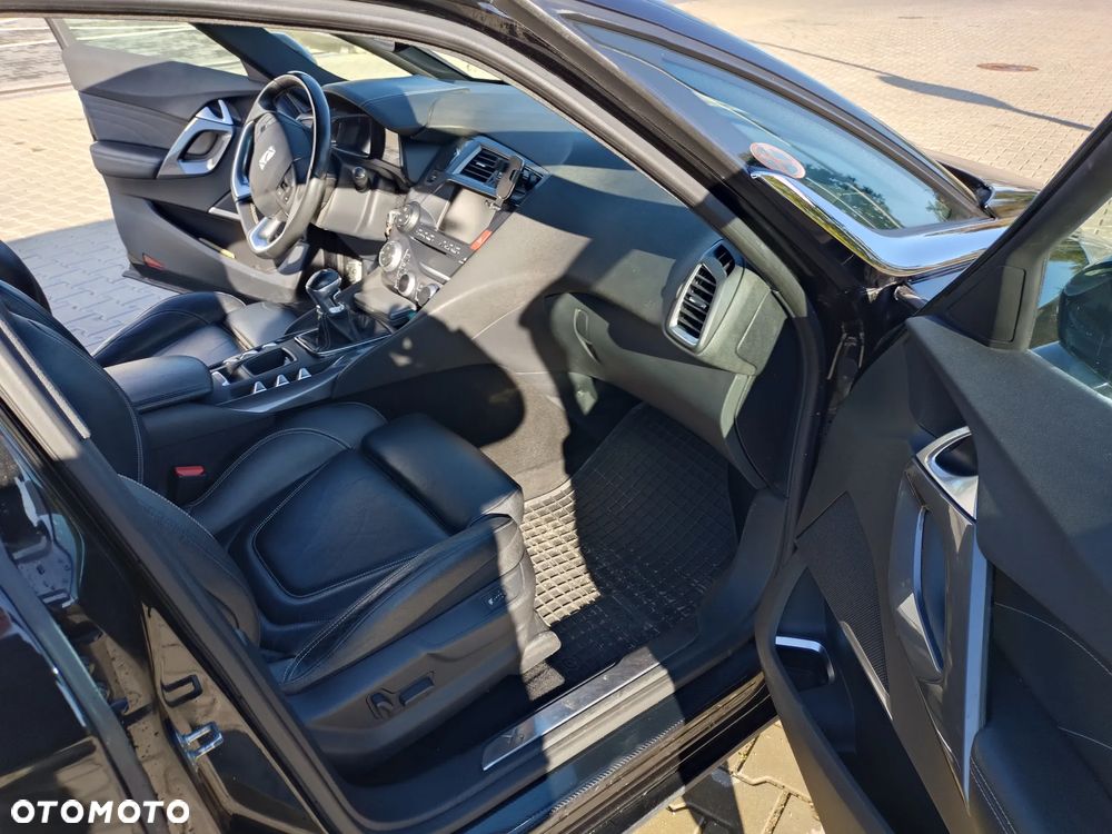 DS Automobiles DS 5 - 19