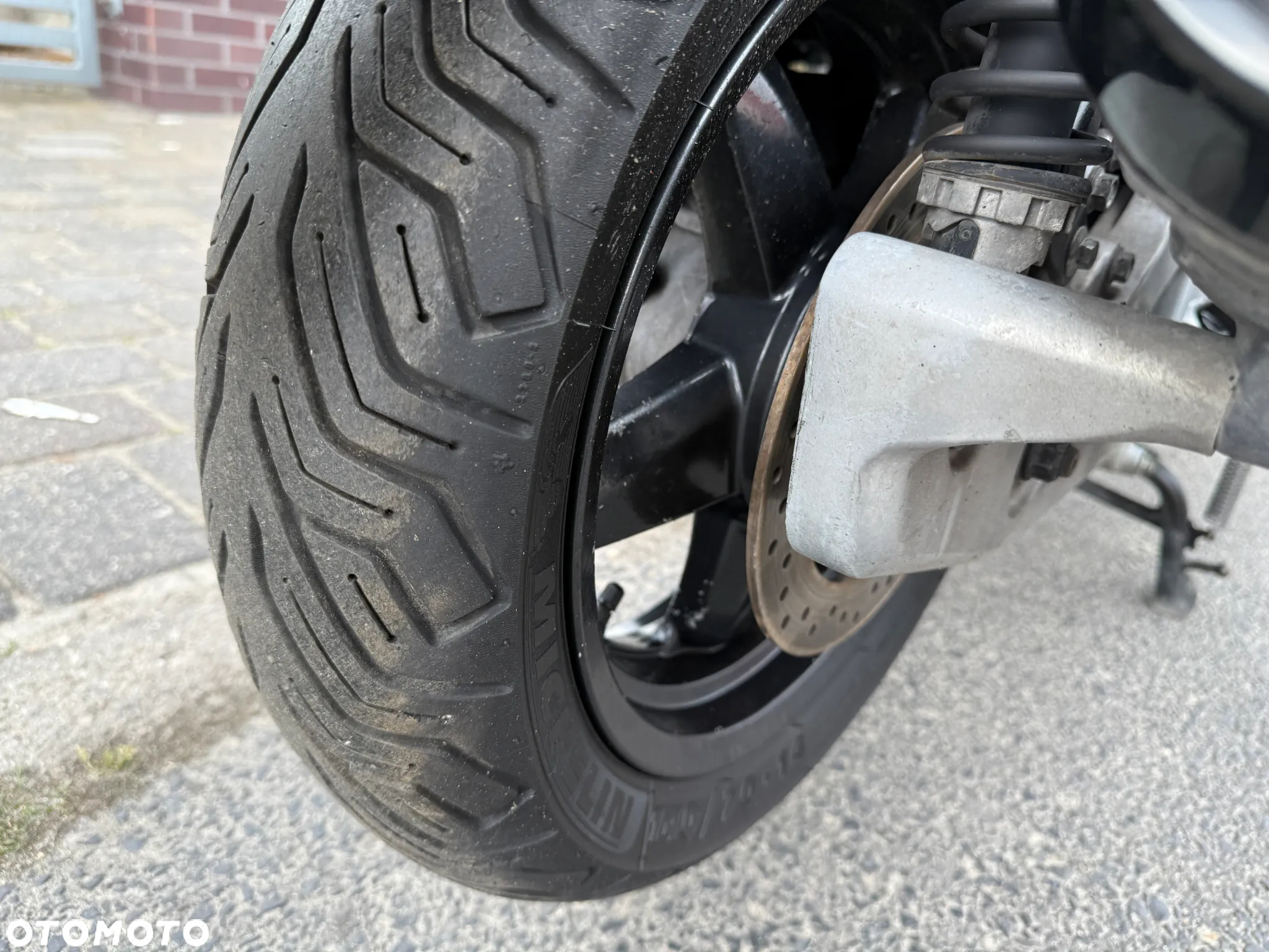 Yamaha X-max - 21