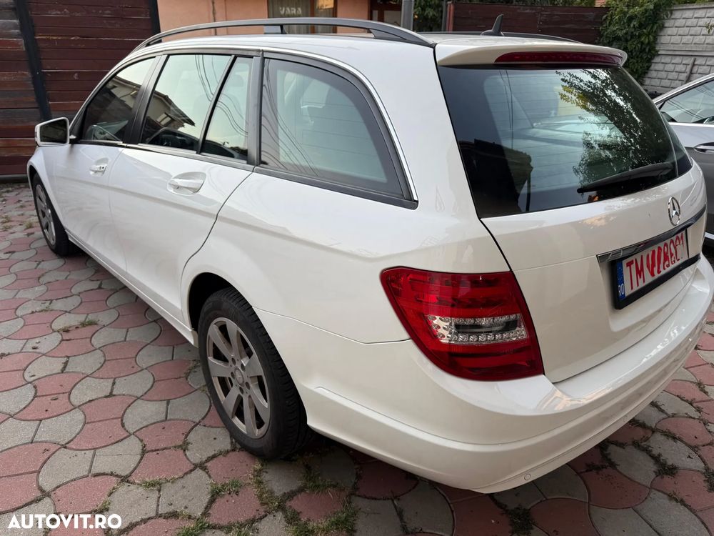 Mercedes-Benz C - 4