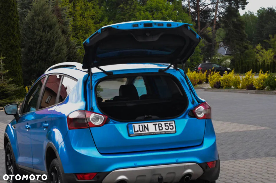 Ford Kuga 2.0 TDCi 2x4 Titanium - 23
