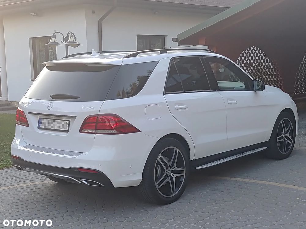 Mercedes-Benz GLE - 4