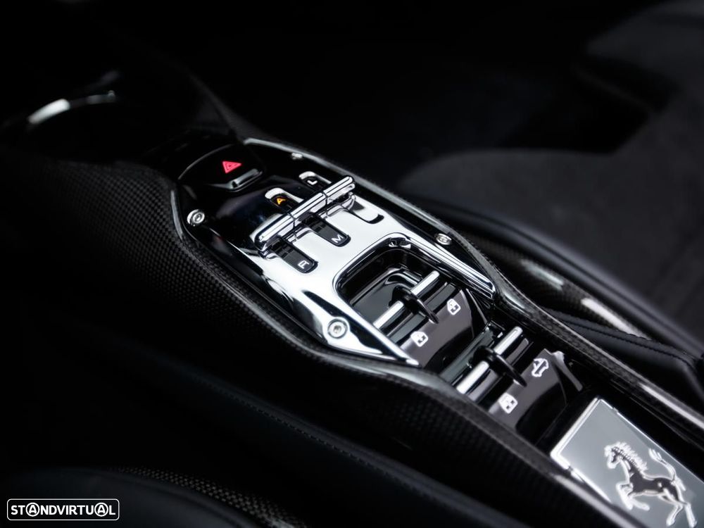 Ferrari SF90 Spider — fotografia 16