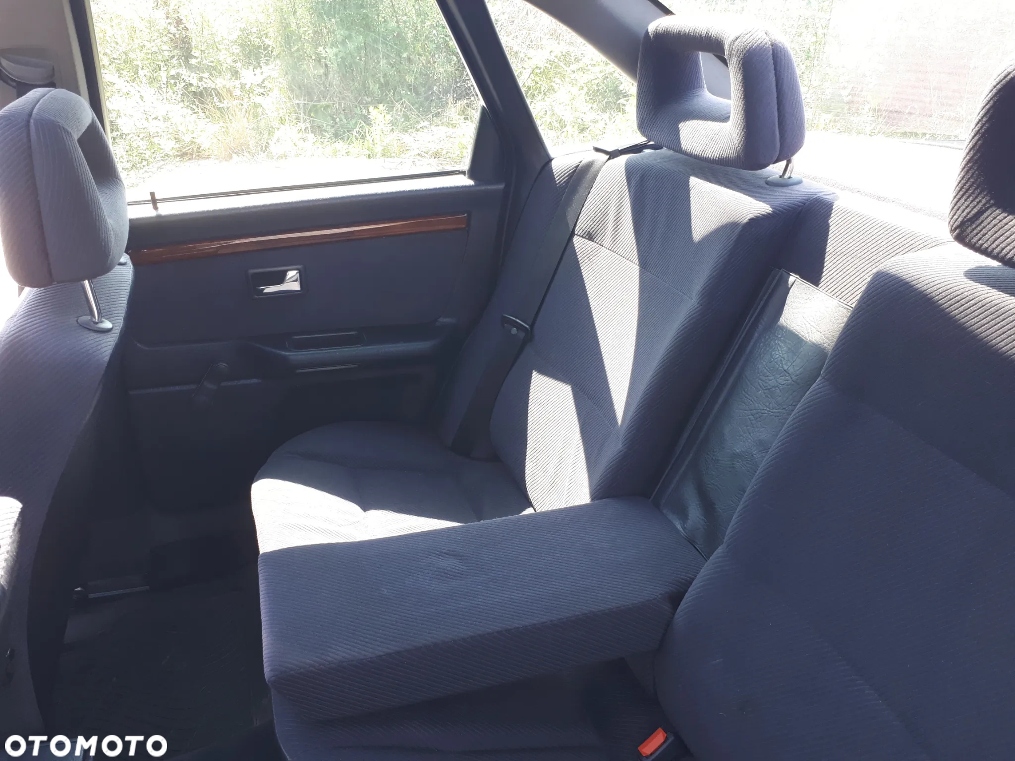 Audi 80 2.0 E - 4
