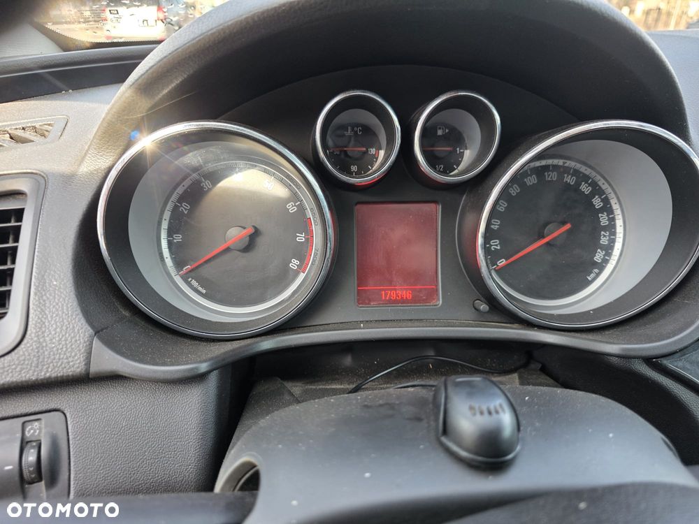 Opel Insignia 2.0 T Cosmo - 13