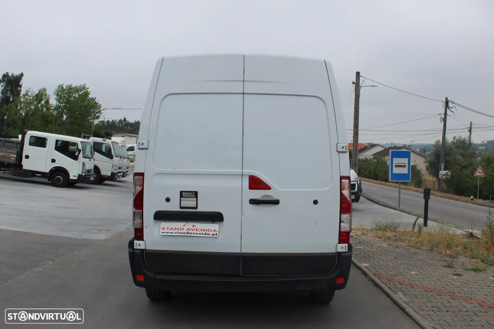Renault Master 2.3 dCi L2H2 // 150 CV - 6