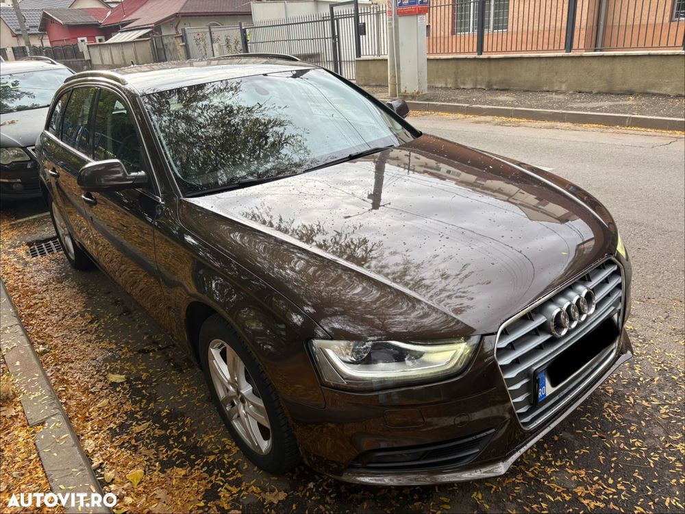 Audi A4 Avant 2012 photo 2