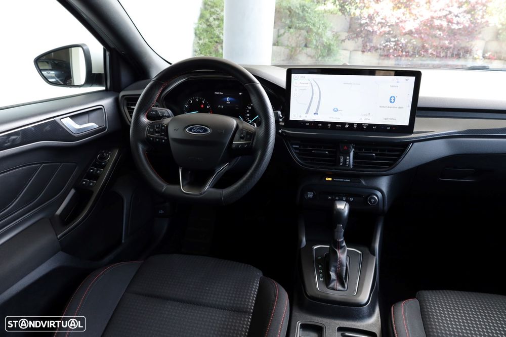 Ford Focus 1.0 EcoBoost MHEV ST-Line Aut. - 19
