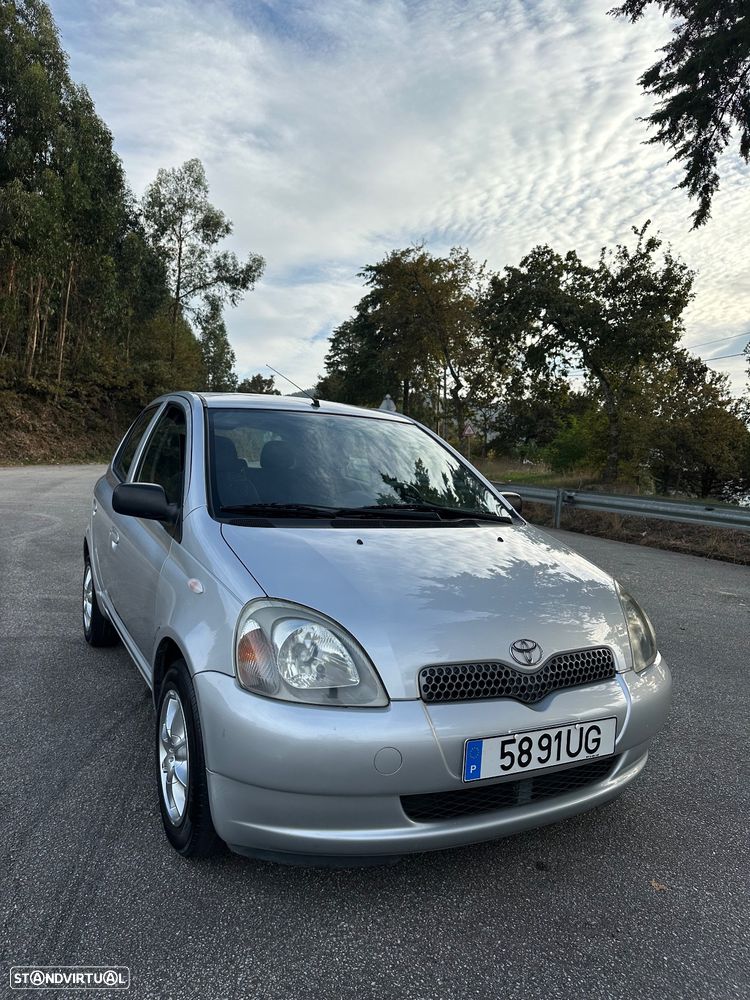 Toyota Yaris 1.0 Luna - 4